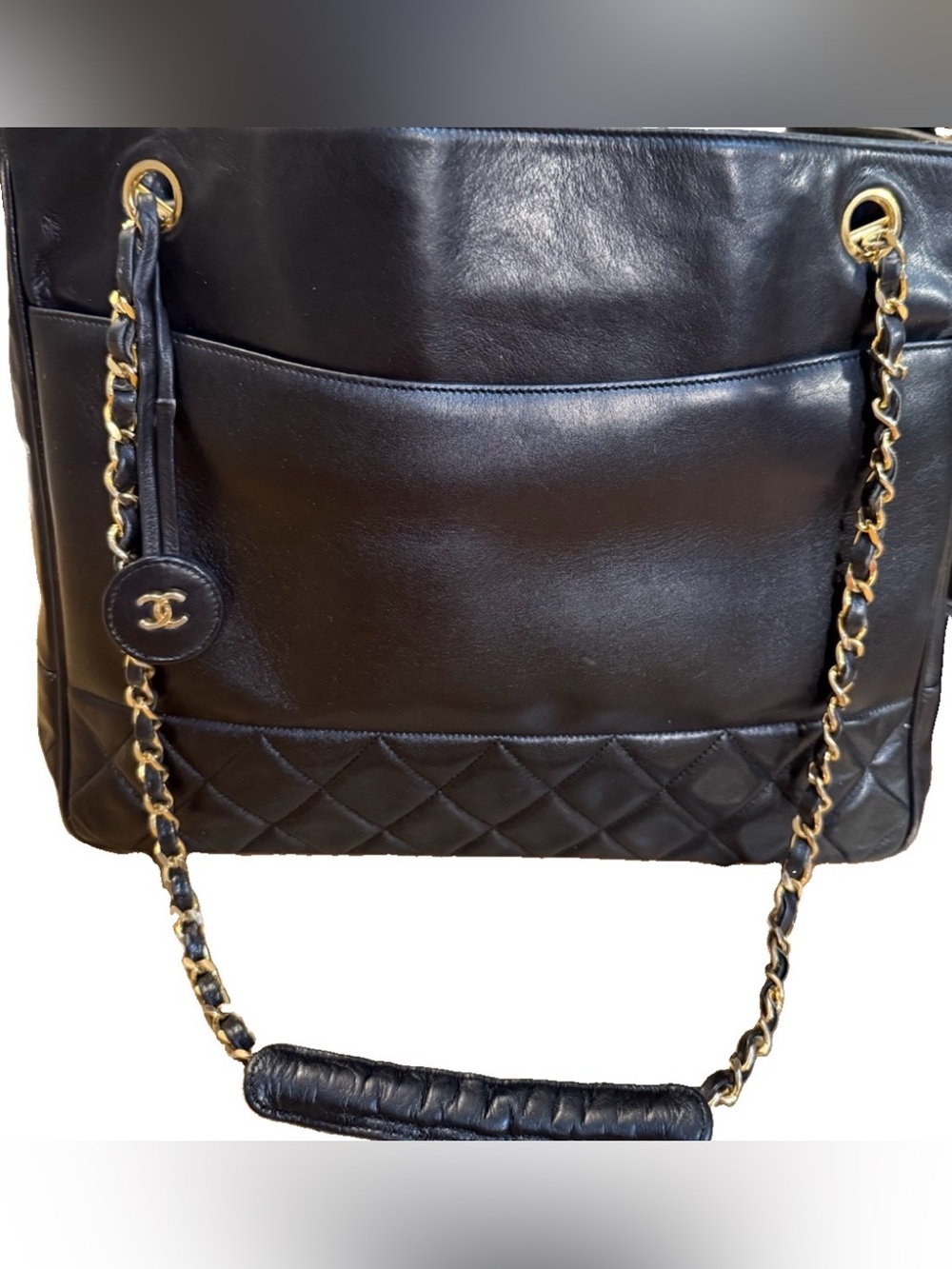 CHANEL Vintage Black Leather Shoulder Bag with Gold Chain Strap